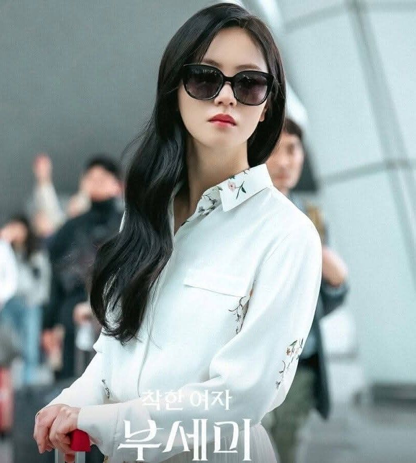 Behind-the-scenes cut of Jeon Yeobeen