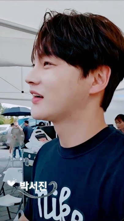 Emotional wallpaper shared by fans for Park Seojin