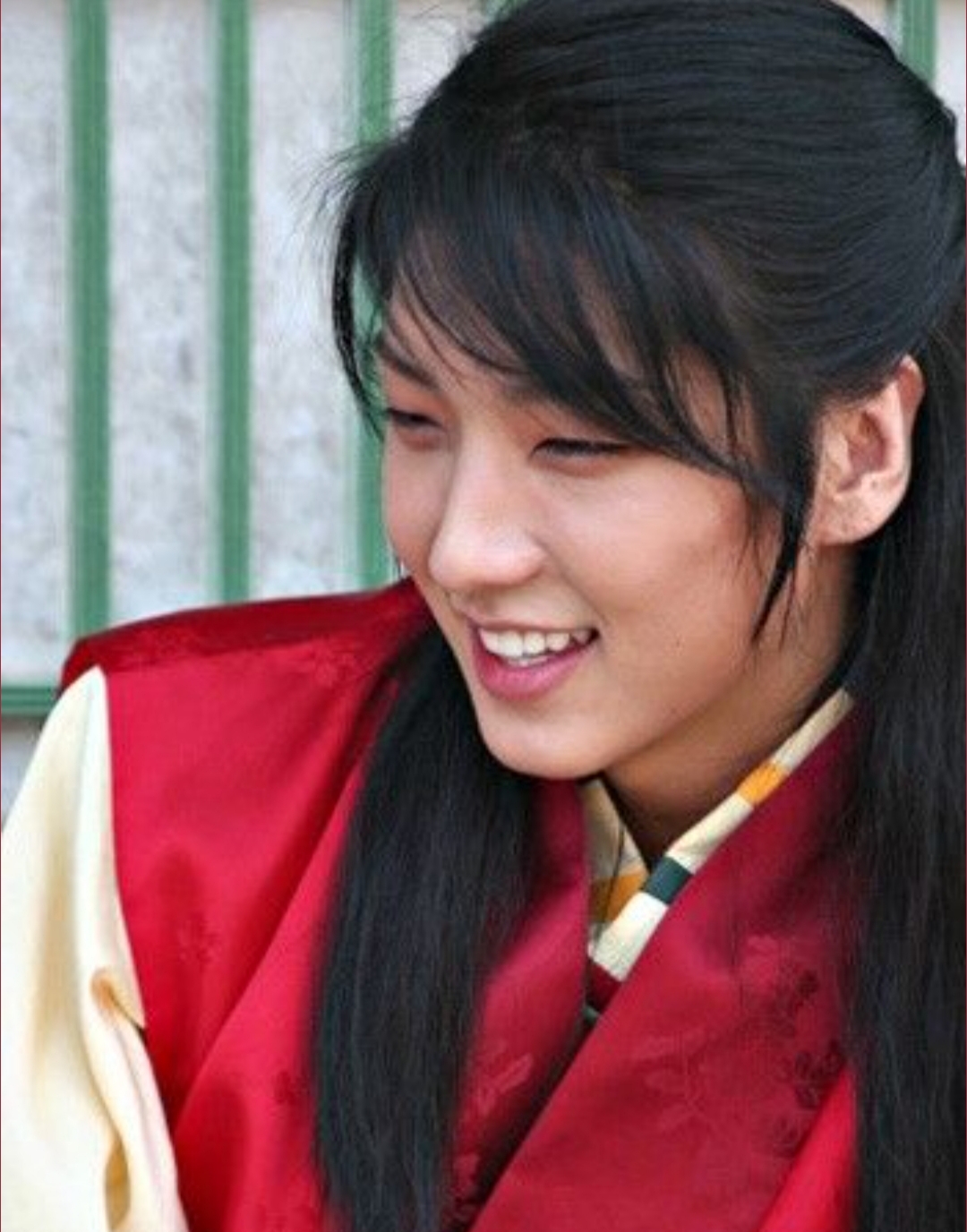 Behind-the-scenes cut of Lee Joongi