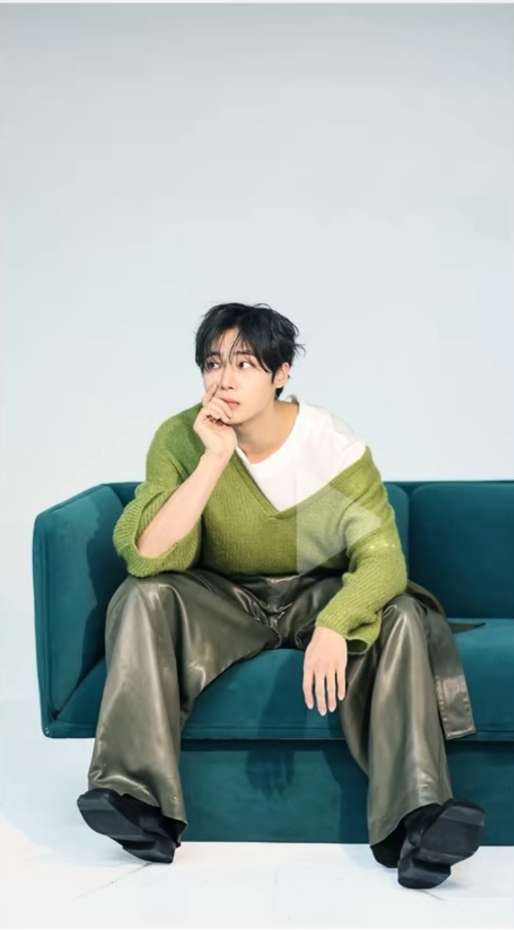 Choo Youngwoo background image recommended by Choeaedol Celeb fandom