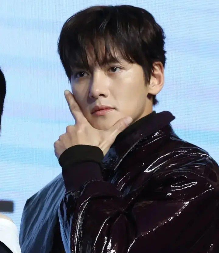 Latest photo of Ji Changwook