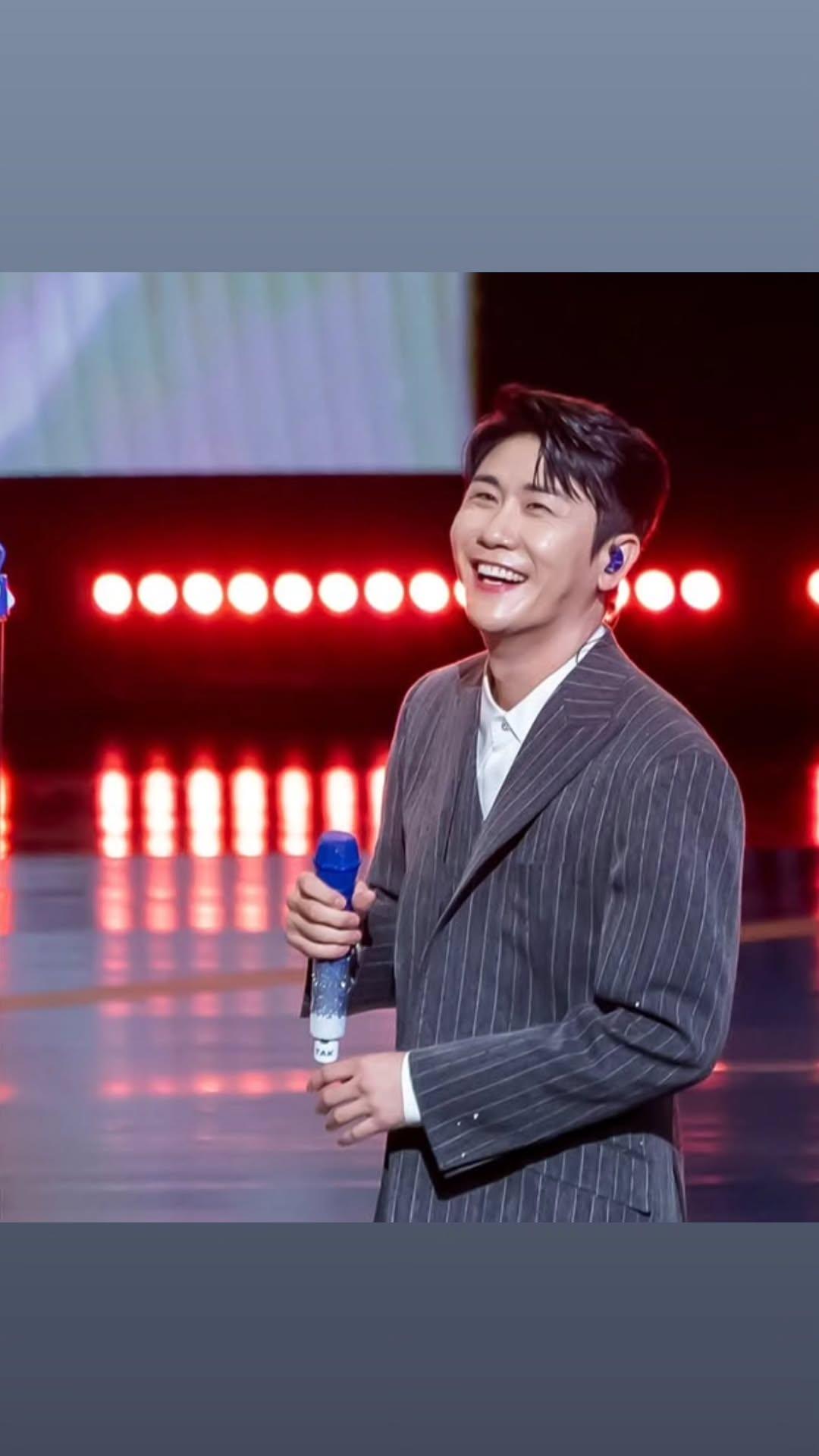 ヨンタクの最近の活動ショット