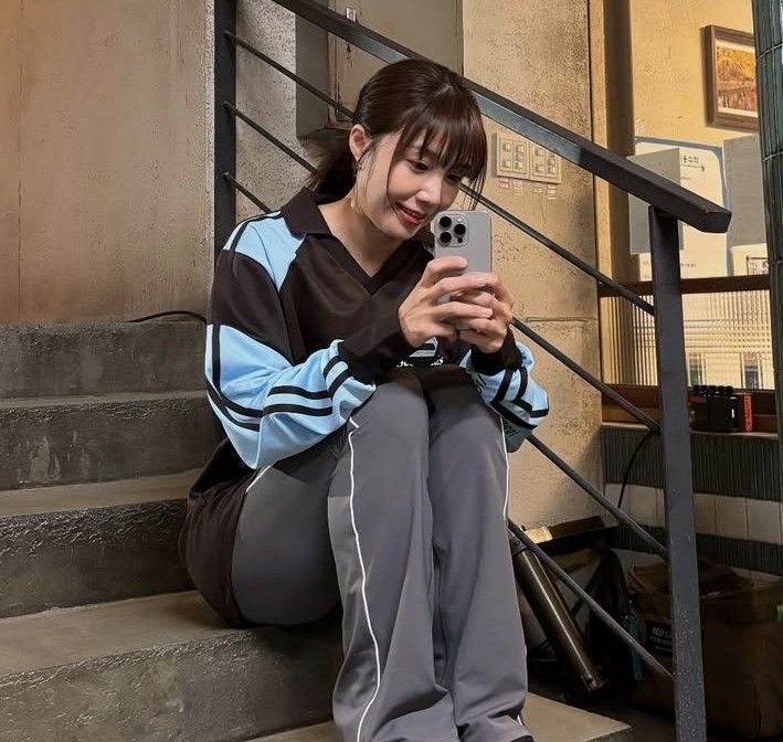 Behind-the-scenes cut of Jung Eunji