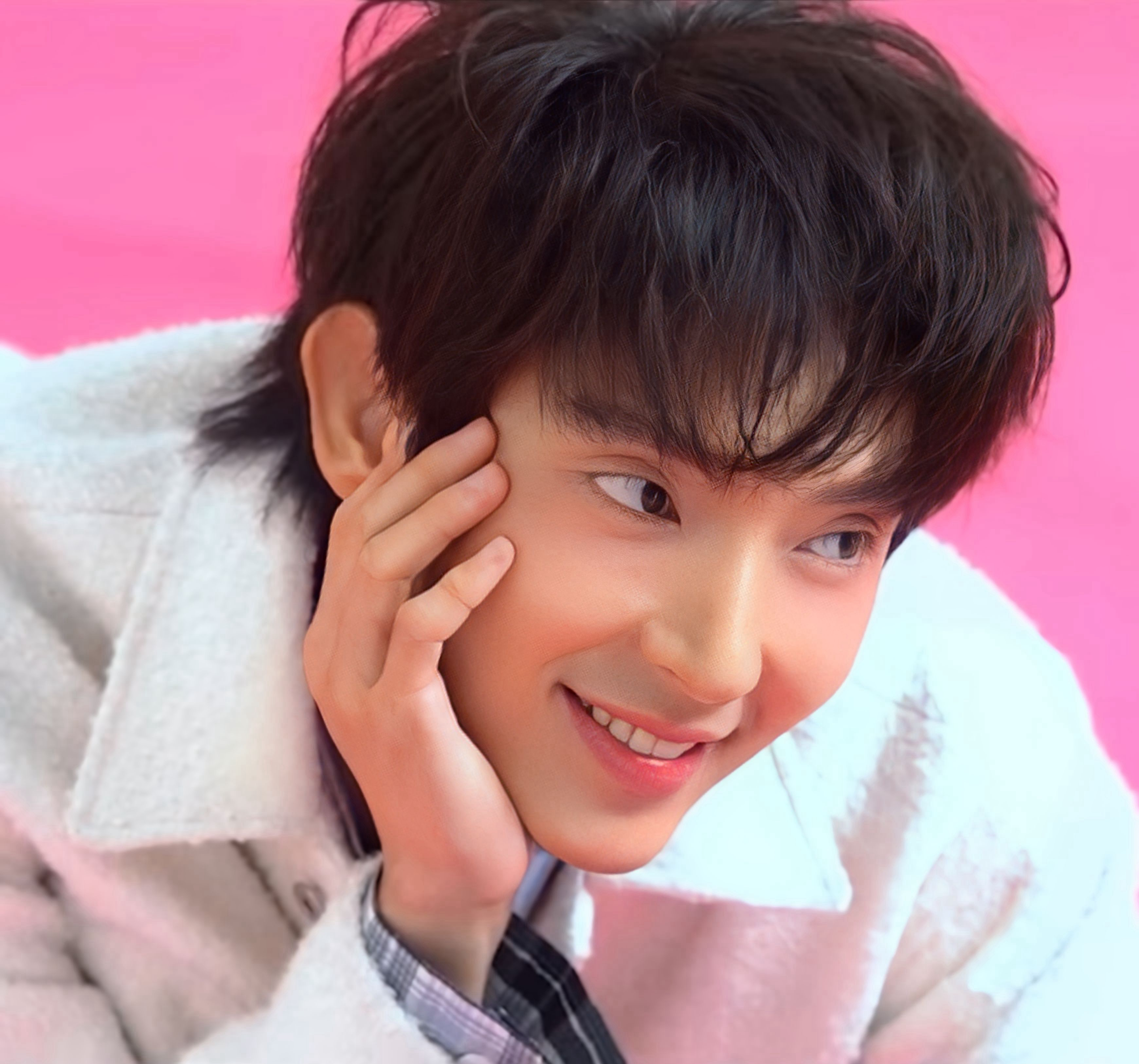 Foto terbaru dari Lee Joongi