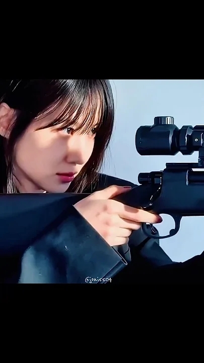 Behind-the-scenes cut of Park Eunbin