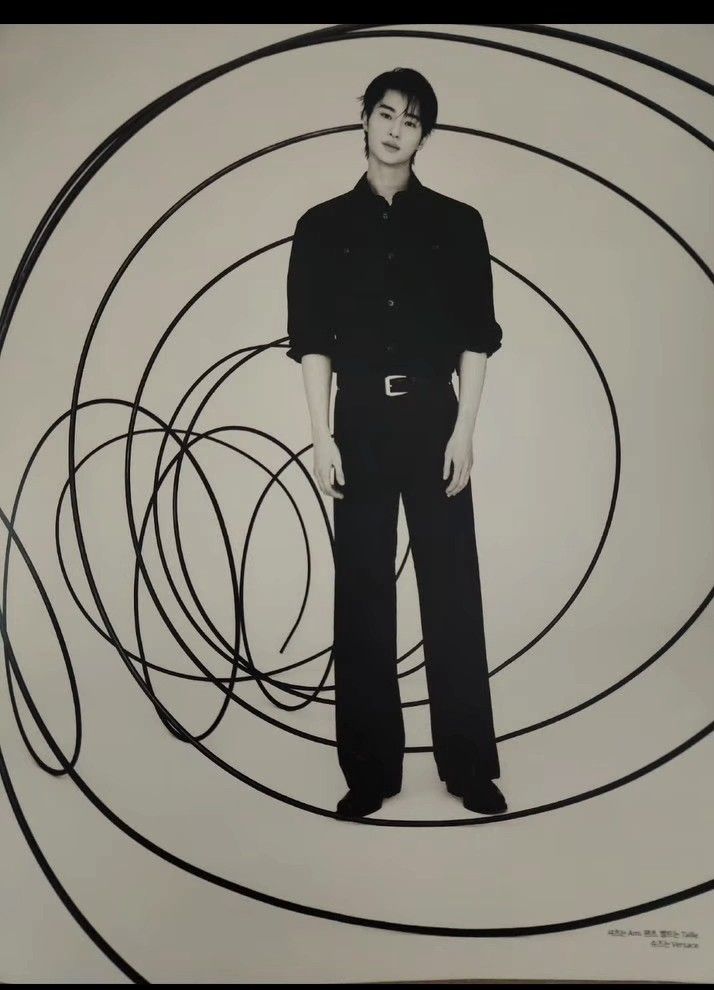 A moment captured by a fan of Byeon Wooseok