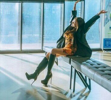 Behind-the-scenes cut of Park Minyoung