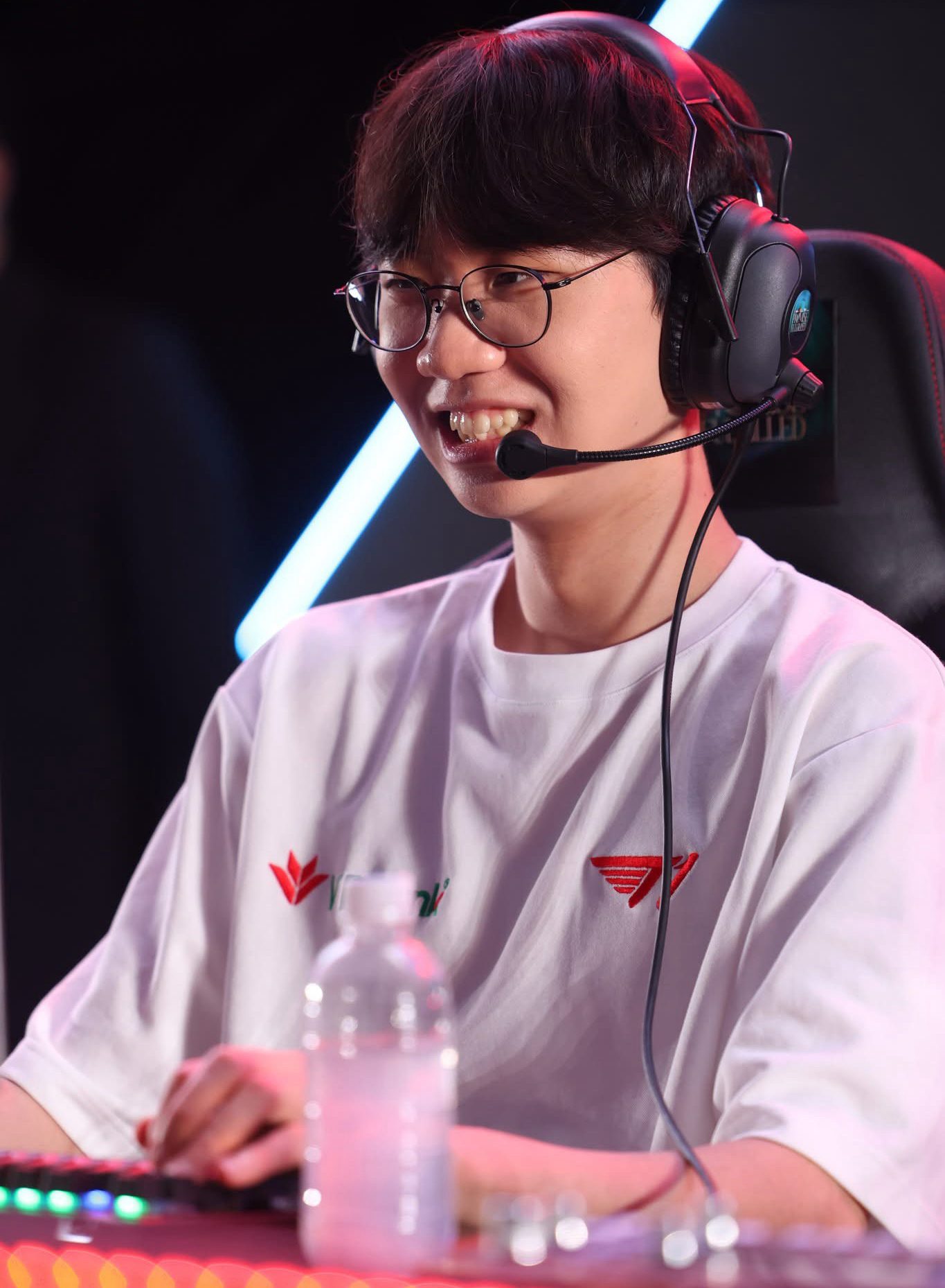 Behind-the-scenes cut of Doran