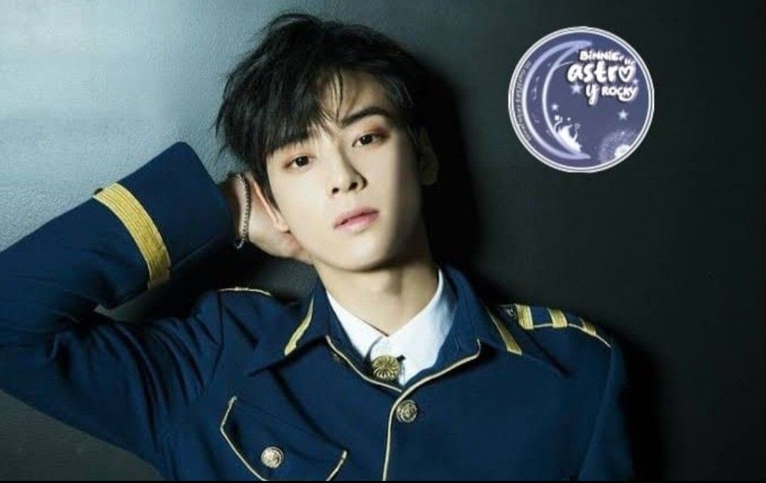 Recent activity shot of Cha Eunwoo