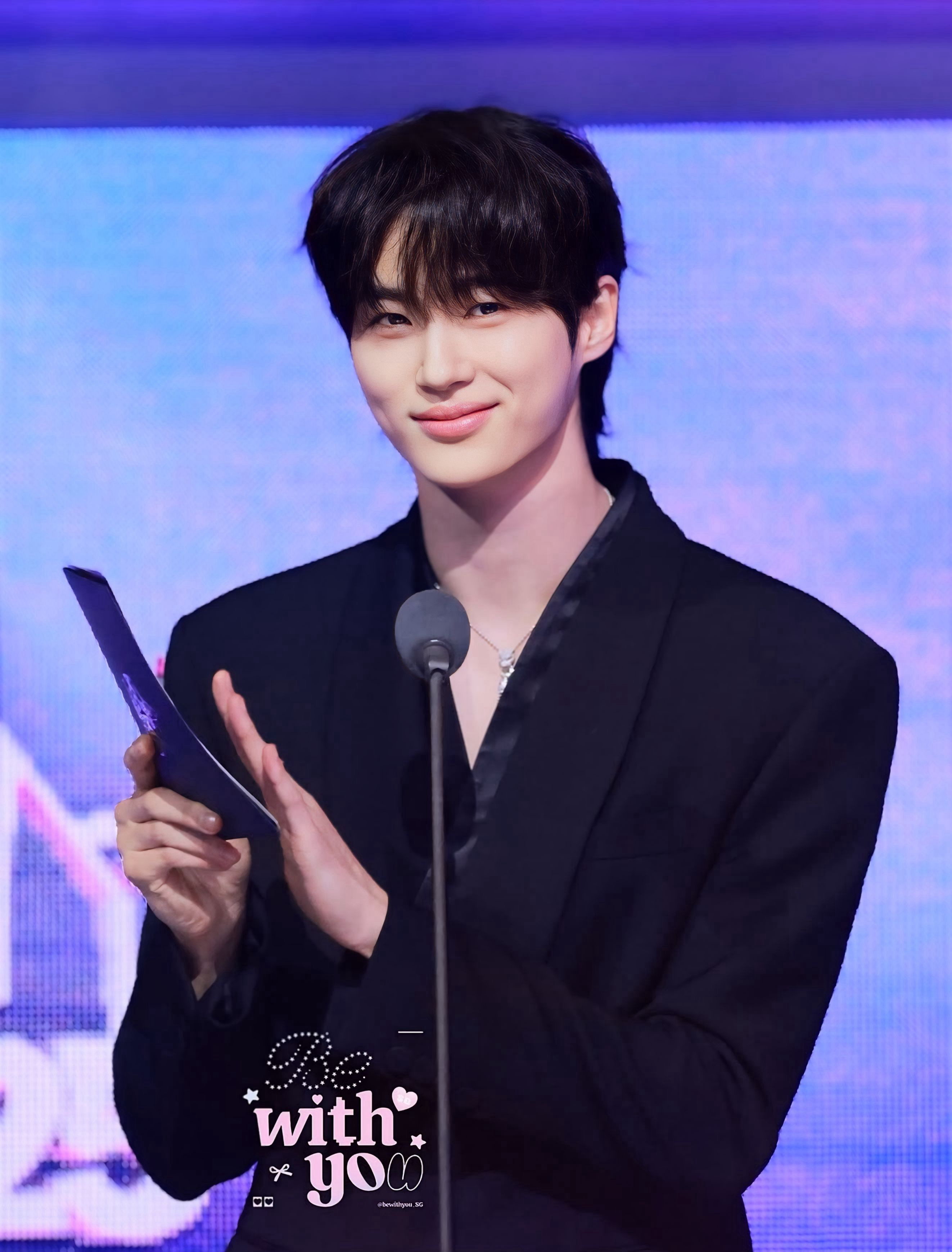 Recent activity shot of Byeon Wooseok