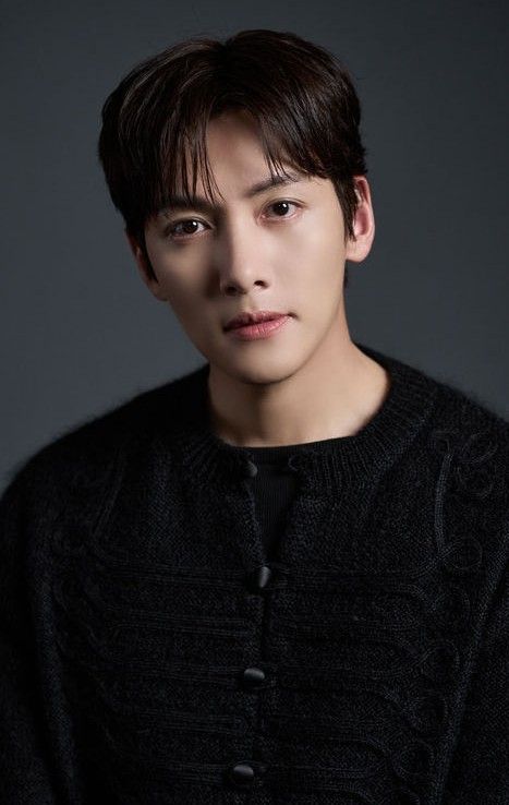 Recent activity shot of Ji Changwook