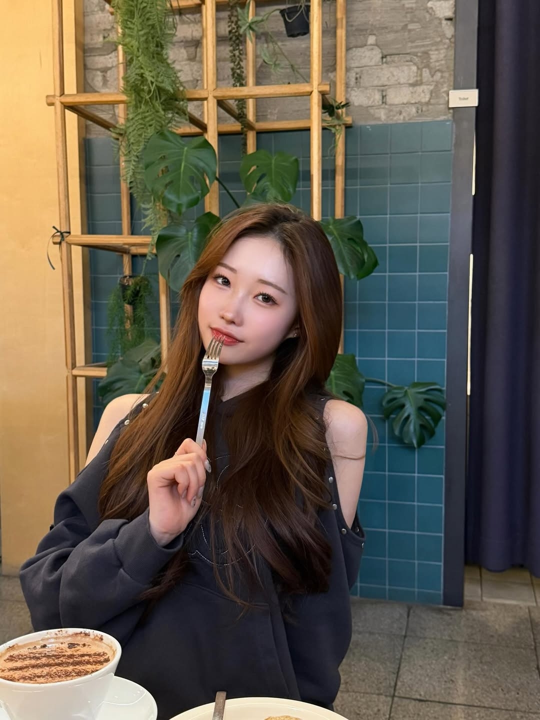 A moment captured by a fan of Jung Seojoo