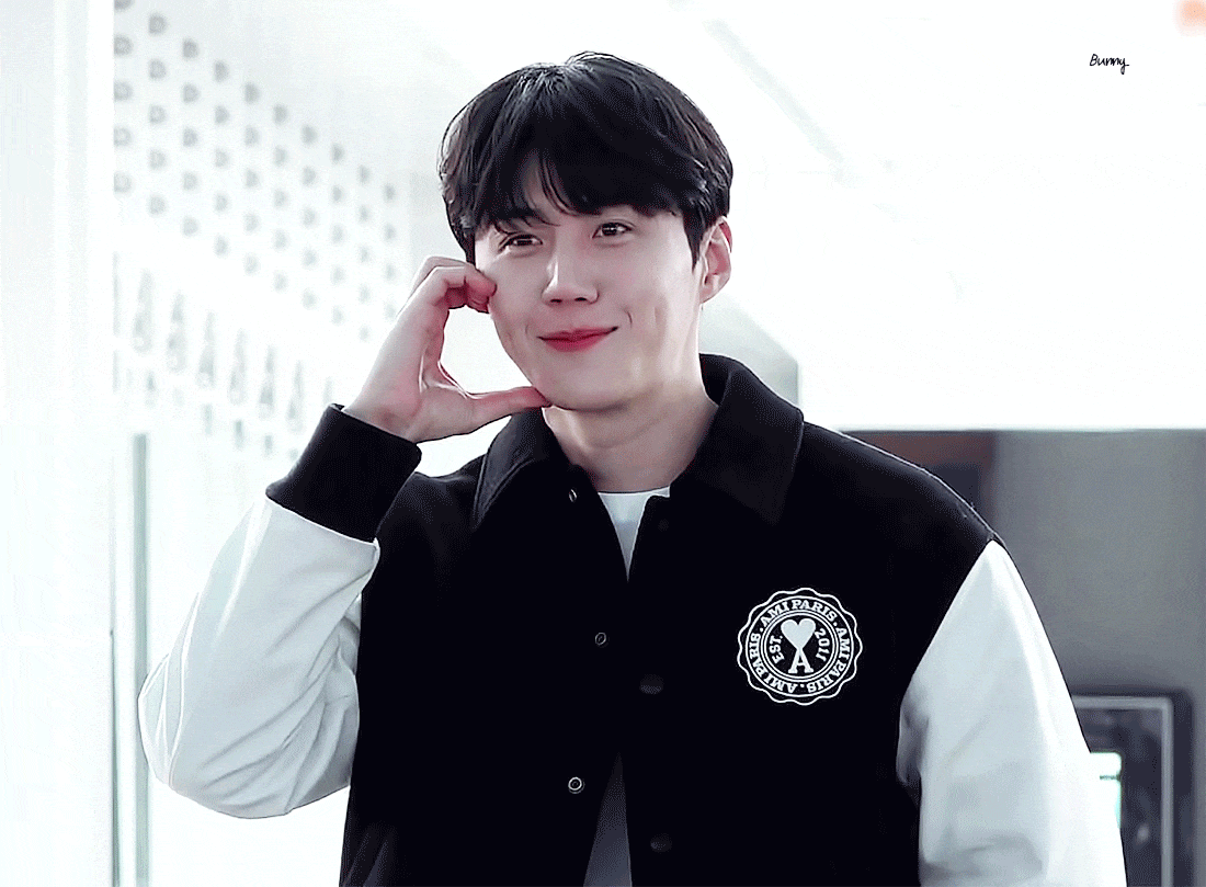 Cuplikan di balik layar dari Kim Seonho