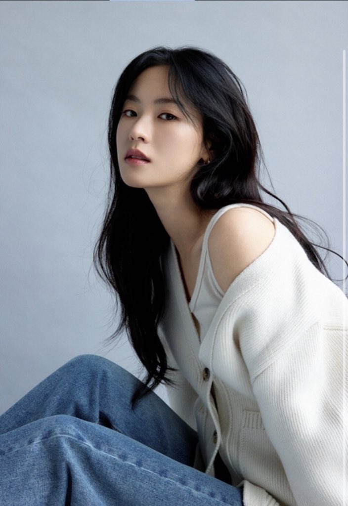 Latest photo of Jeon Yeobeen