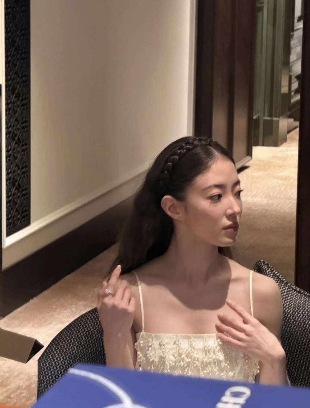 Behind-the-scenes cut of Lee Seyoung