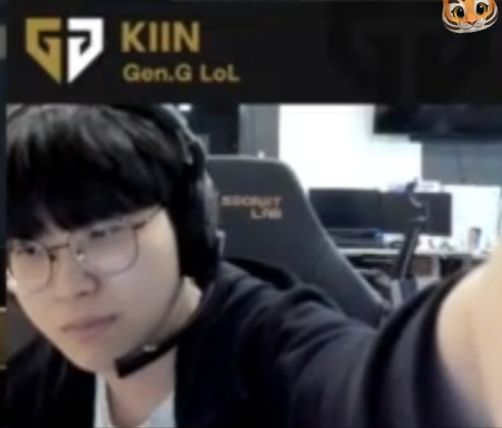 A moment captured by a fan of Kiin