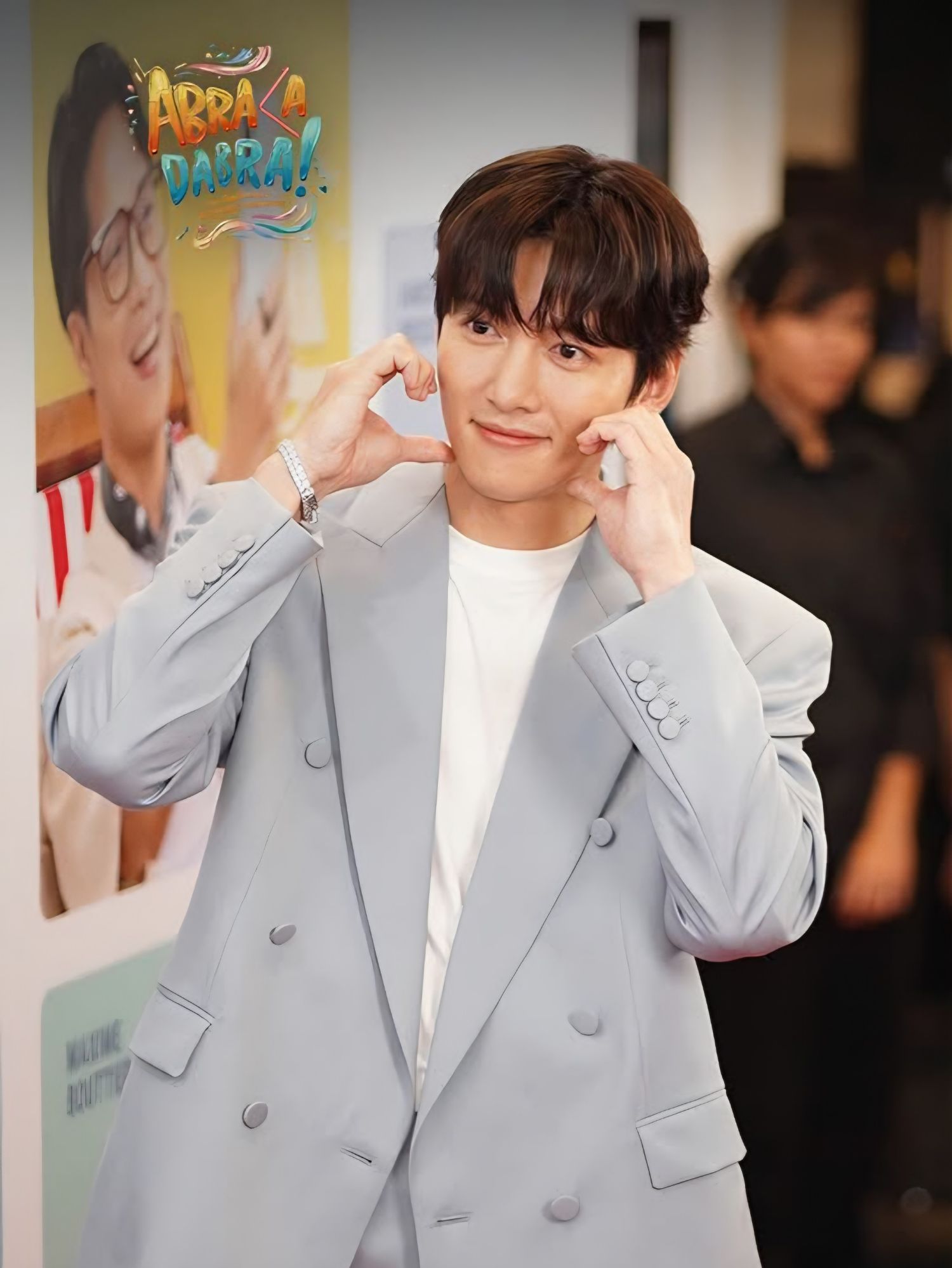 チ・チャンウクのビハインドカット