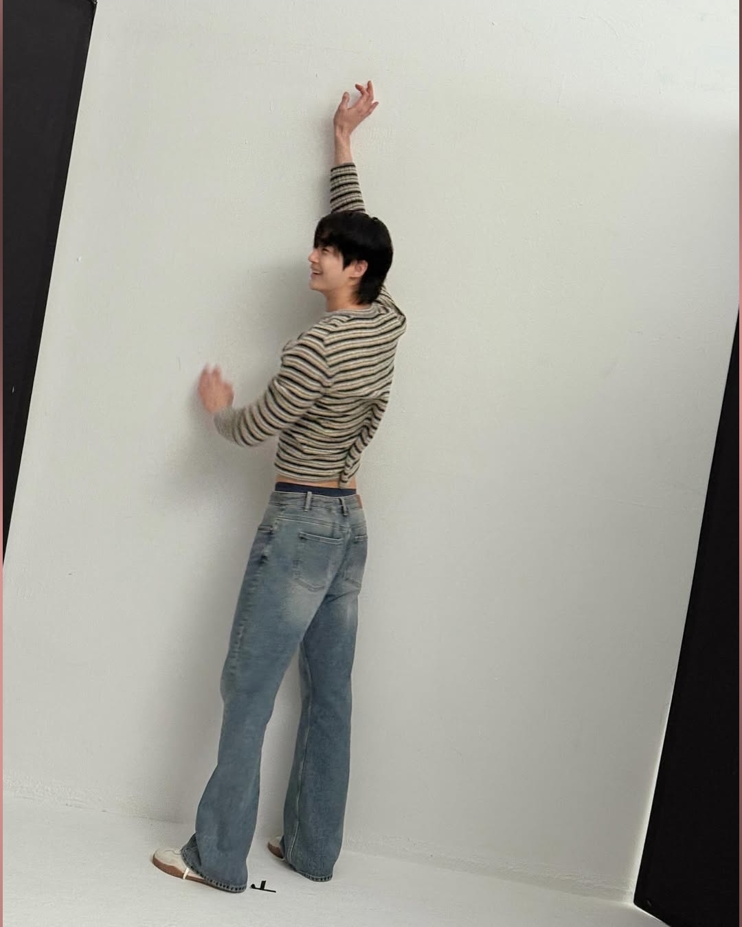 Recent activity shot of Byeon Wooseok