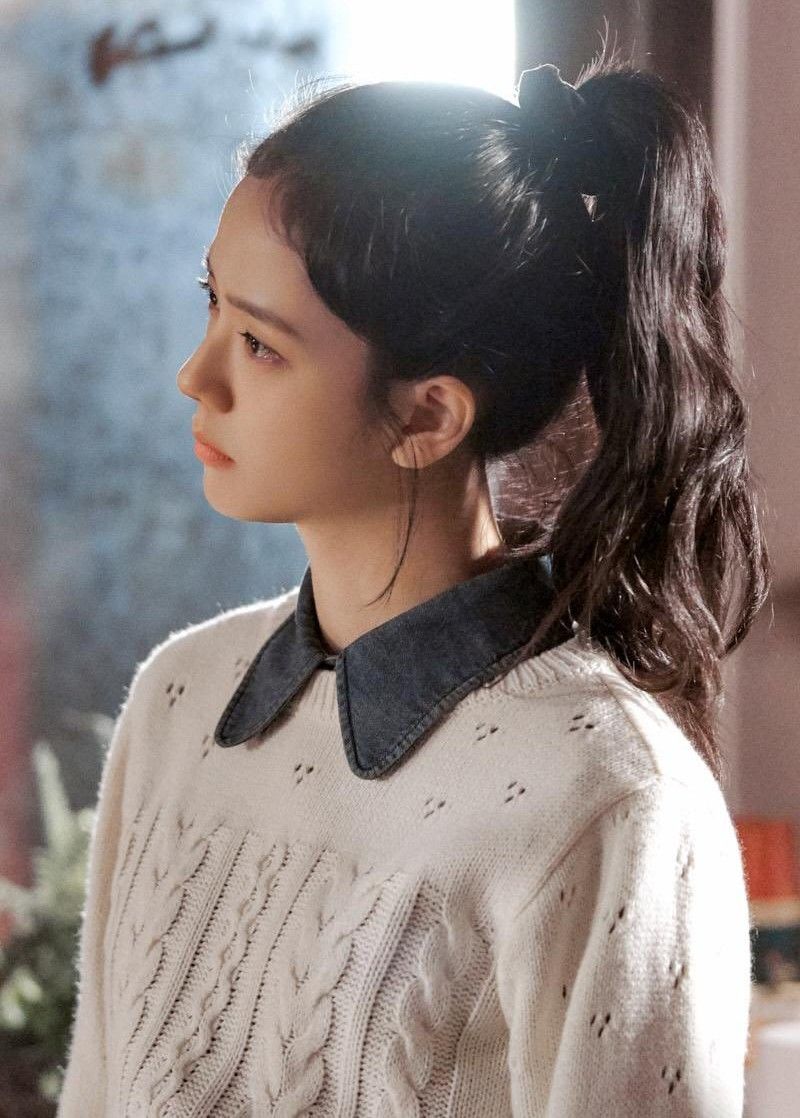 Recent activity shot of Jisoo (1995)