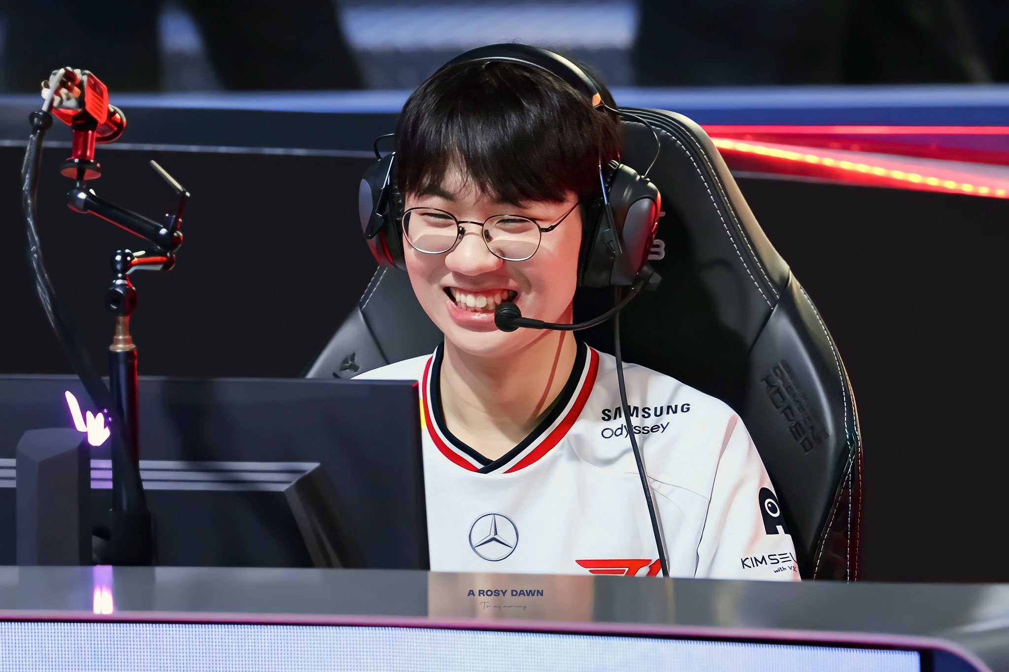 Behind-the-scenes cut of Doran