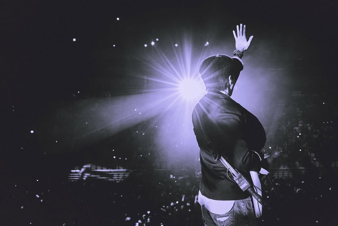 Behind-the-scenes cut of Jung Yonghwa