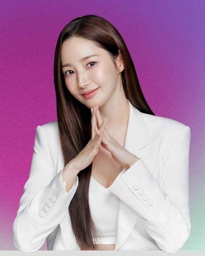 Latest photo of Park Minyoung