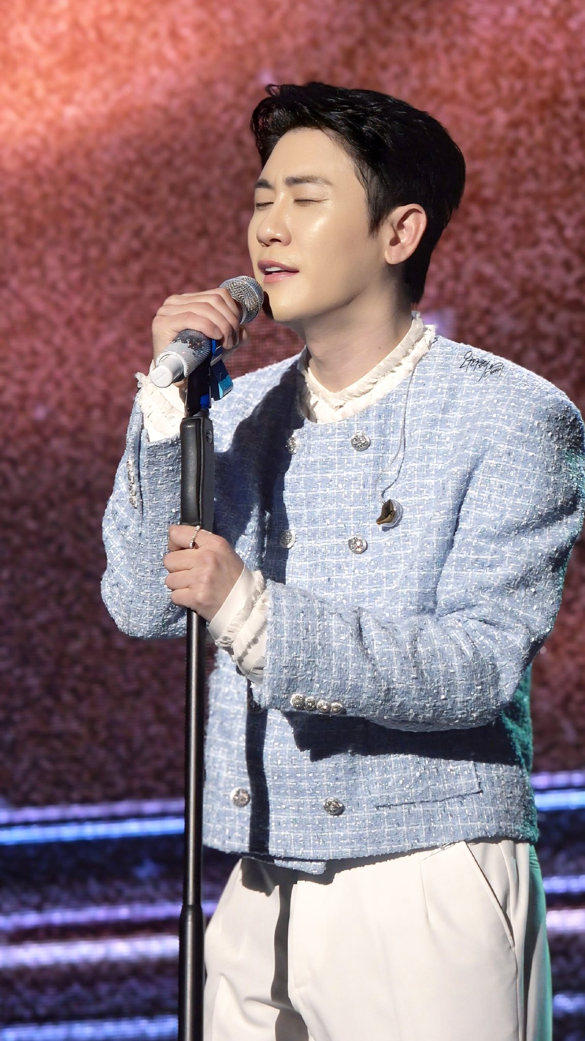 永卓的最新照片