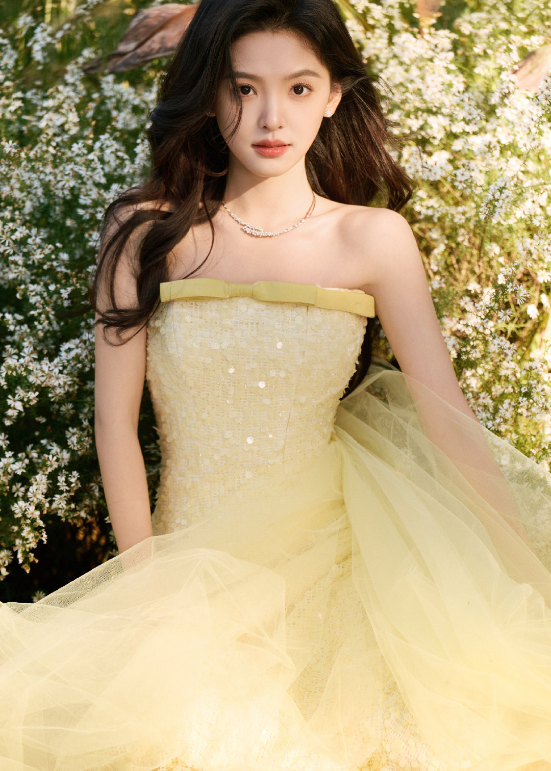 Behind-the-scenes cut of Zhang Ruonan