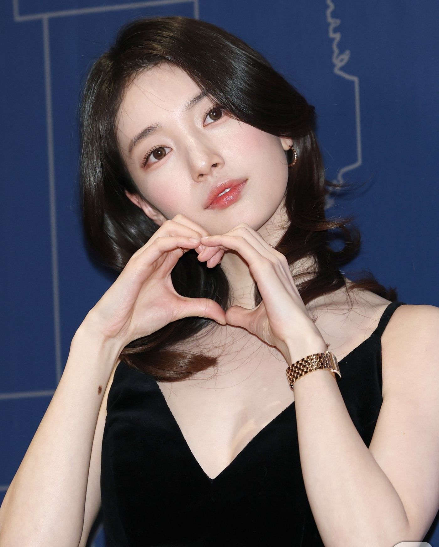 A moment captured by a fan of Bae Suzy