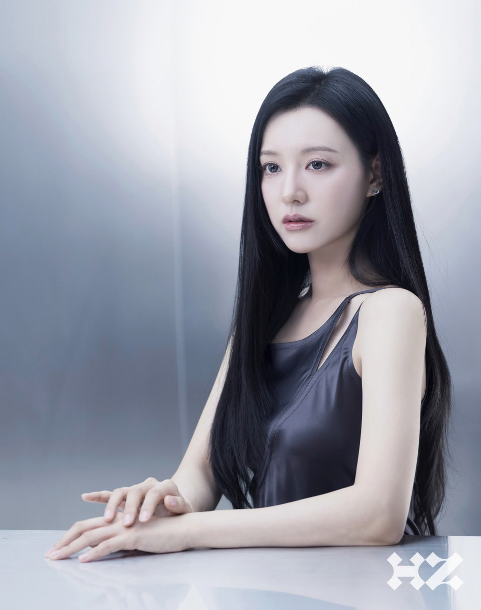 Recent activity shot of Kim Jiwon