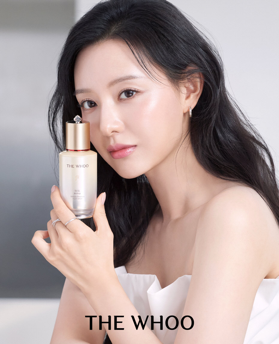 A moment captured by a fan of Kim Jiwon