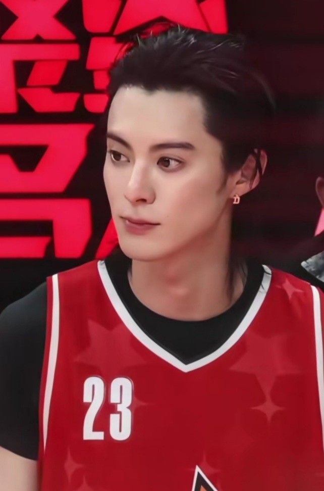 Behind-the-scenes cut of Dylan Wang