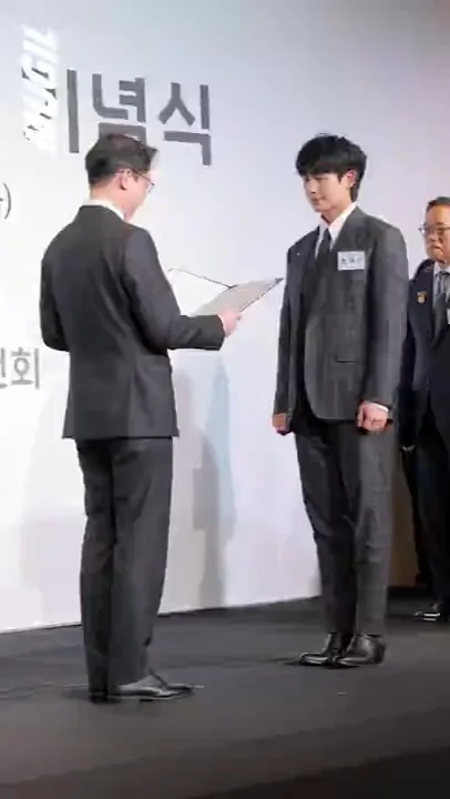 Jung Haein background image recommended by Choeaedol Celeb fandom