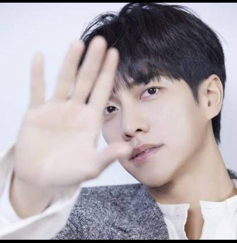 粉絲拍下的李昇基瞬間