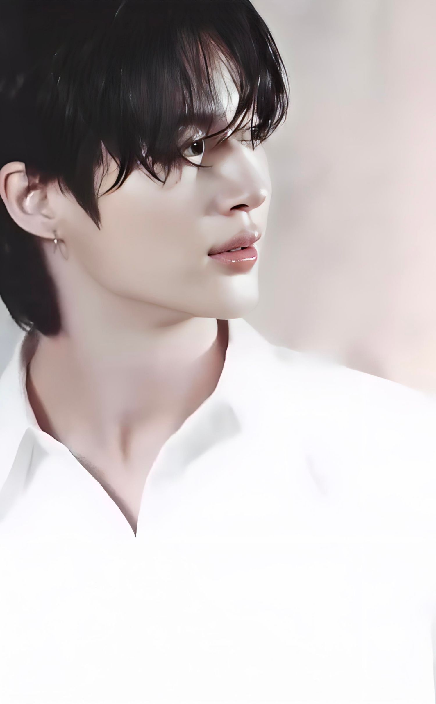 Recent activity shot of Byeon Wooseok