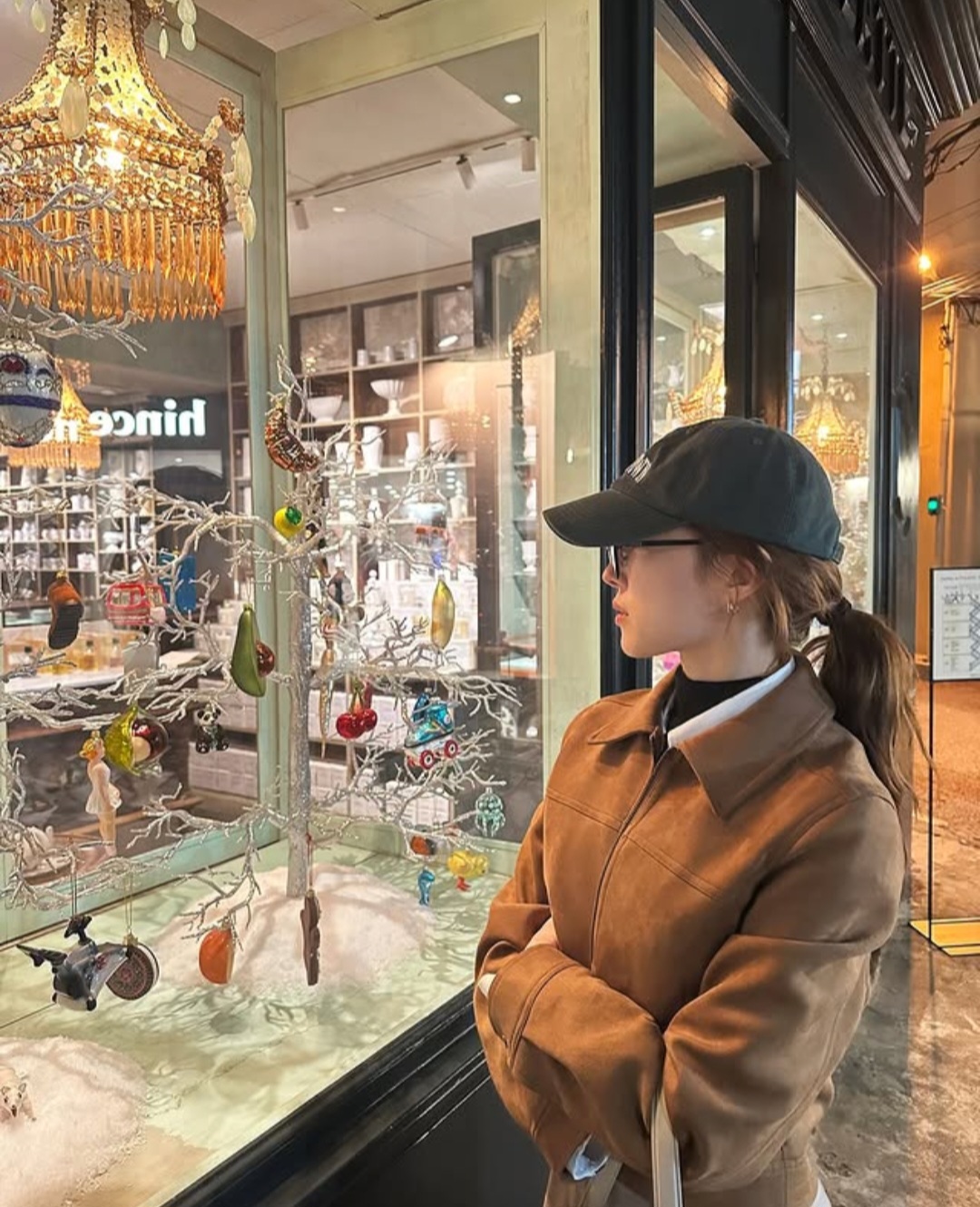 Foto kegiatan terbaru dari Lee Seyoung