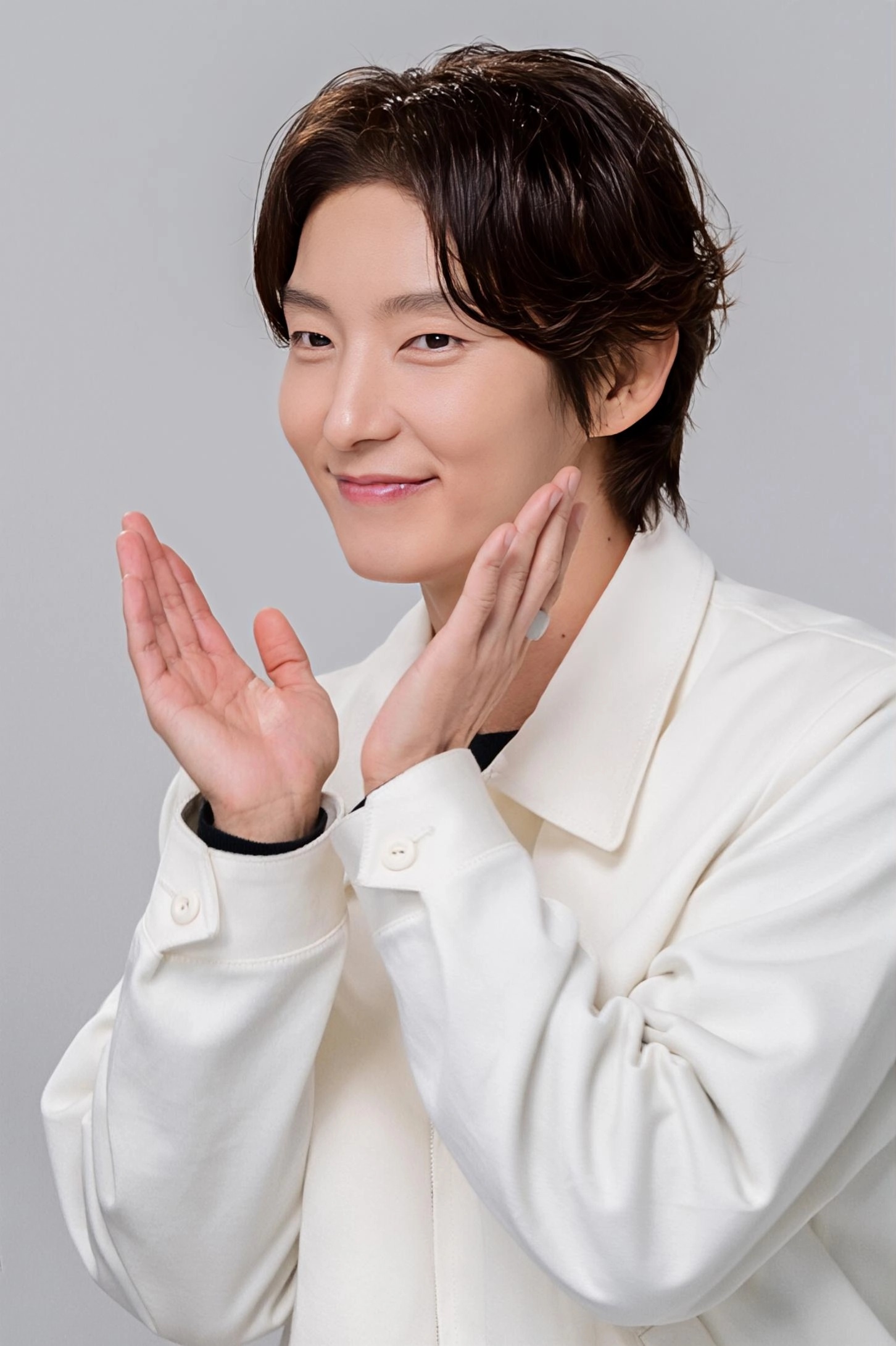 Latest photo of Lee Joongi
