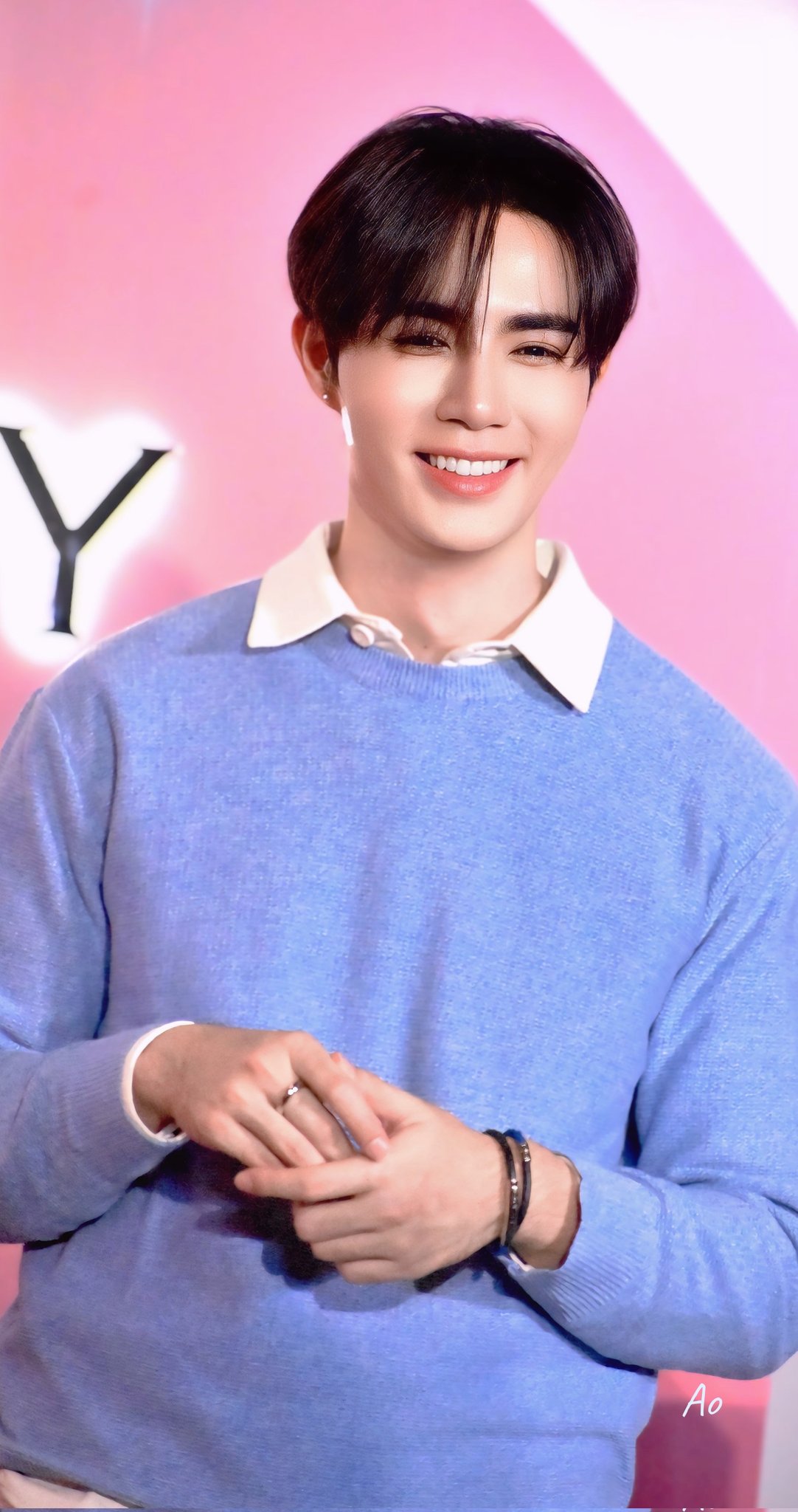 Emotional wallpaper shared by fans for ZeePruk