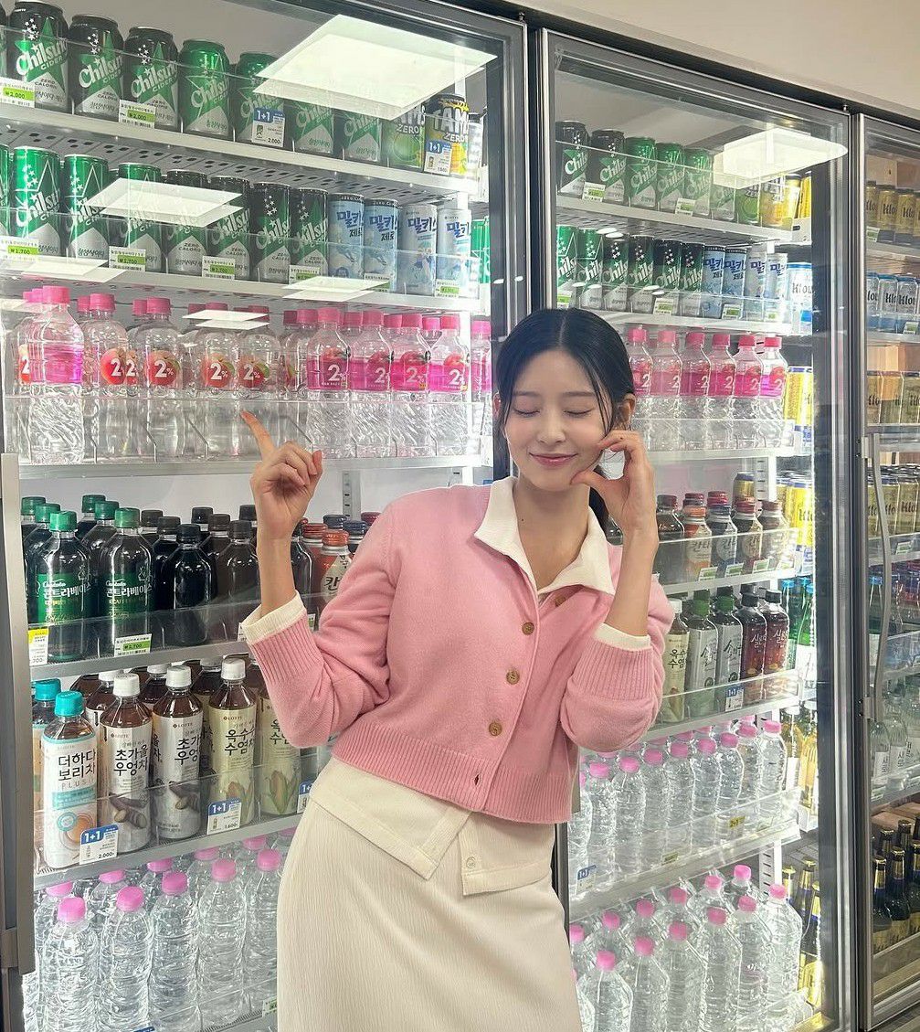 Latest photo of Kim Minju