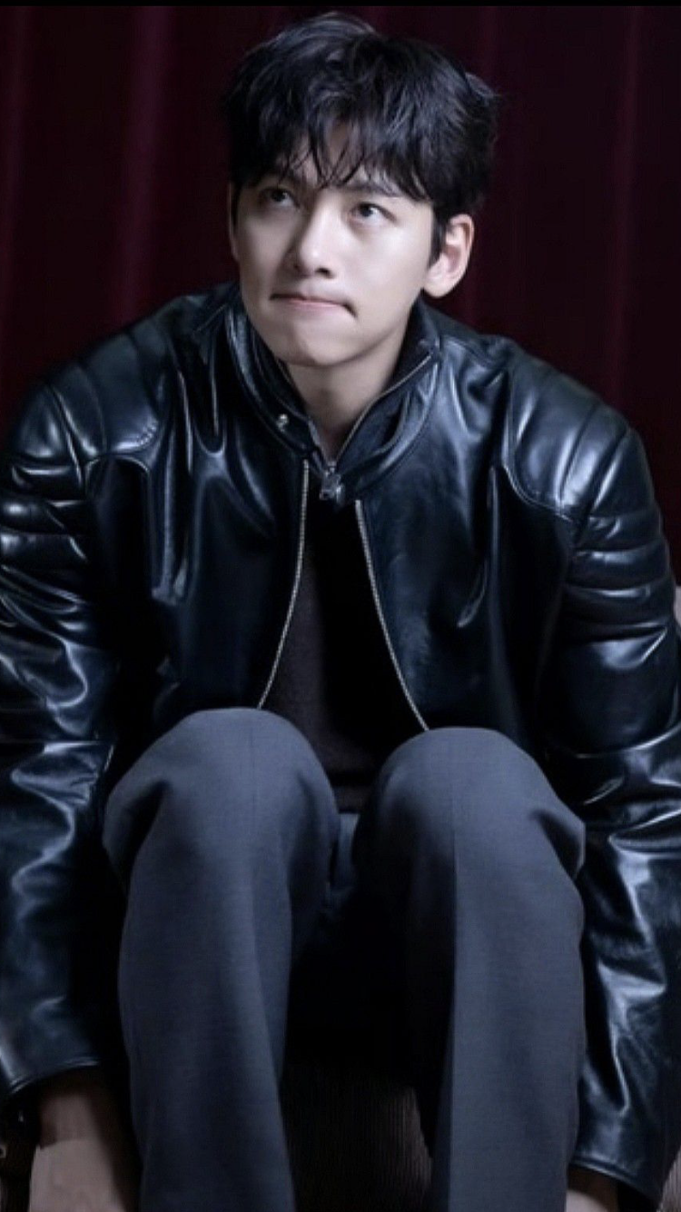 A moment captured by a fan of Ji Changwook