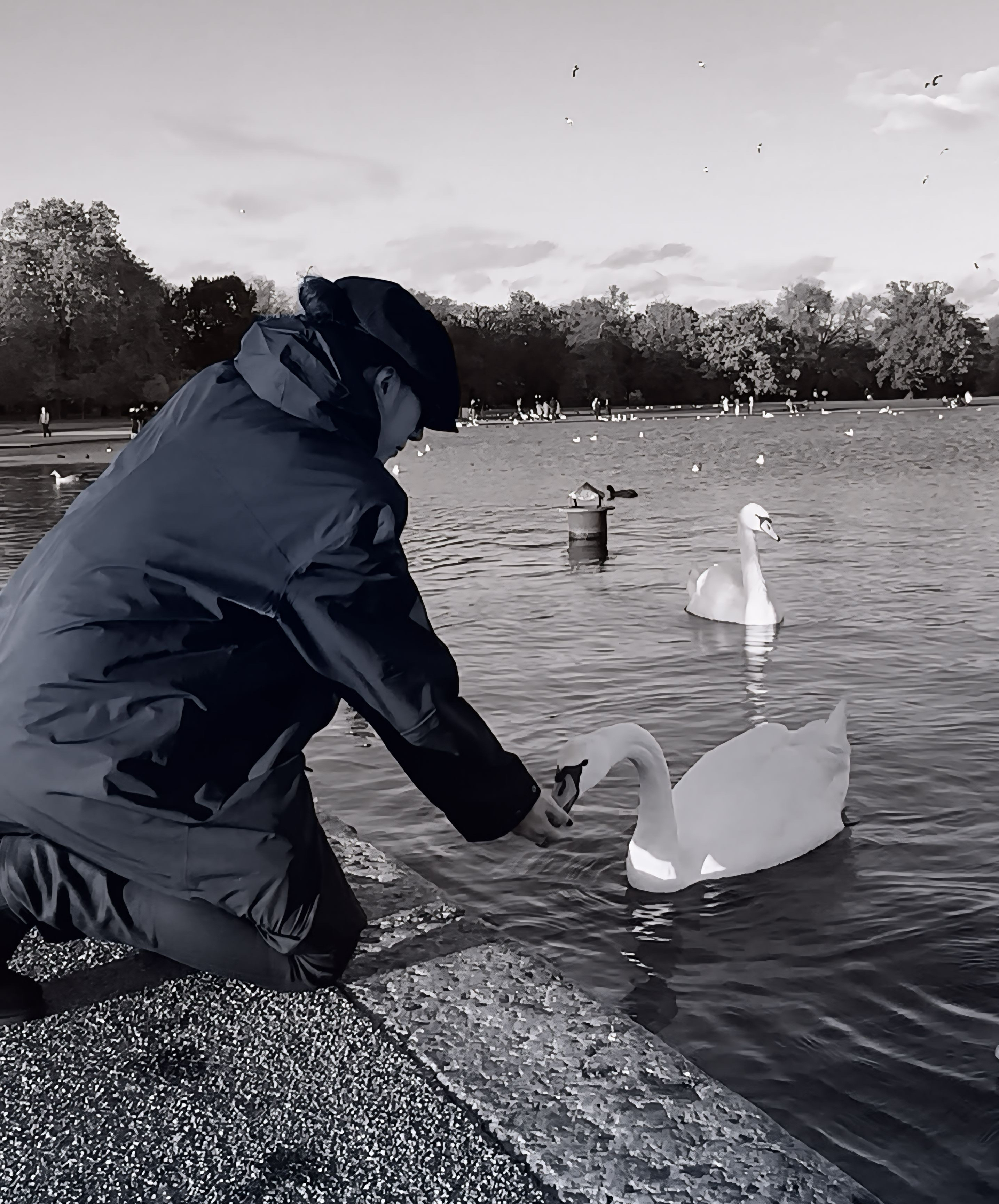 Behind-the-scenes cut of No Minwoo