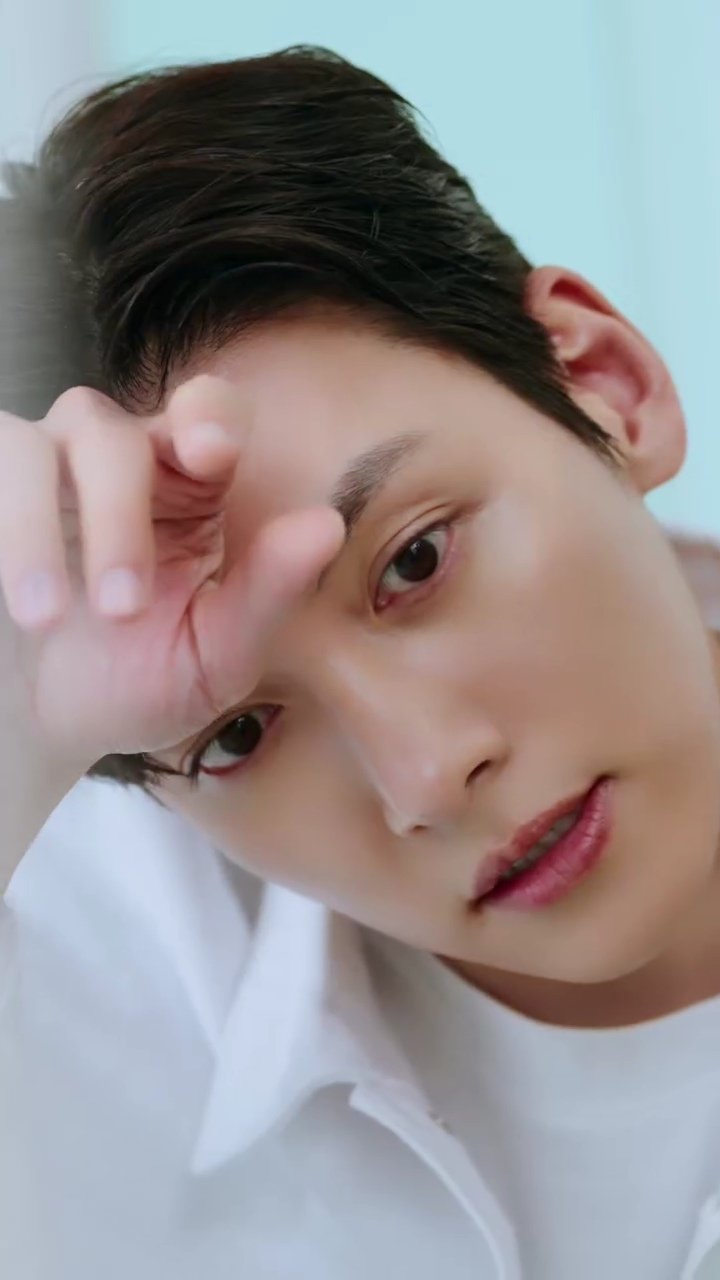 Recent activity shot of Ji Changwook
