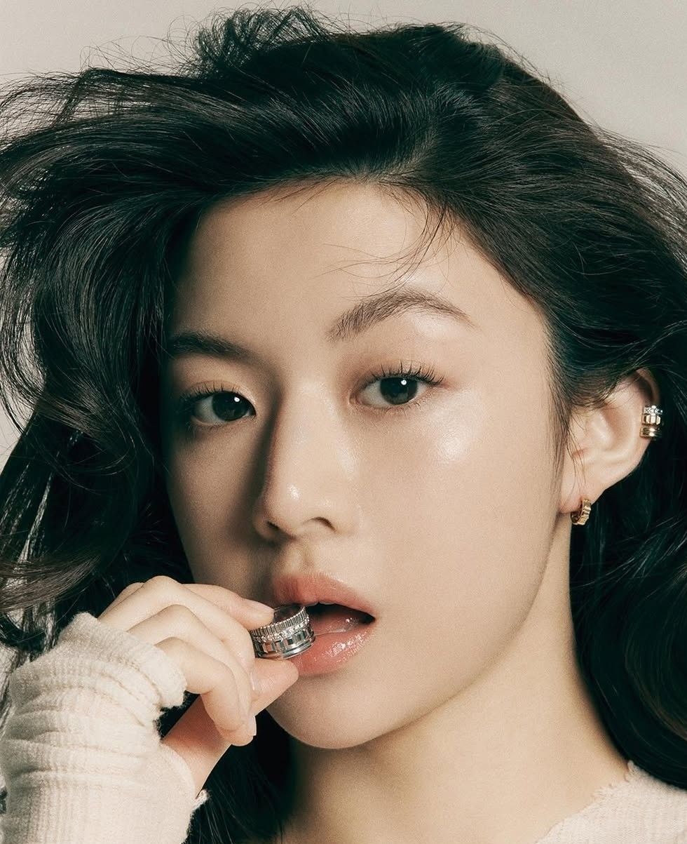 Latest photo of Go Younjung