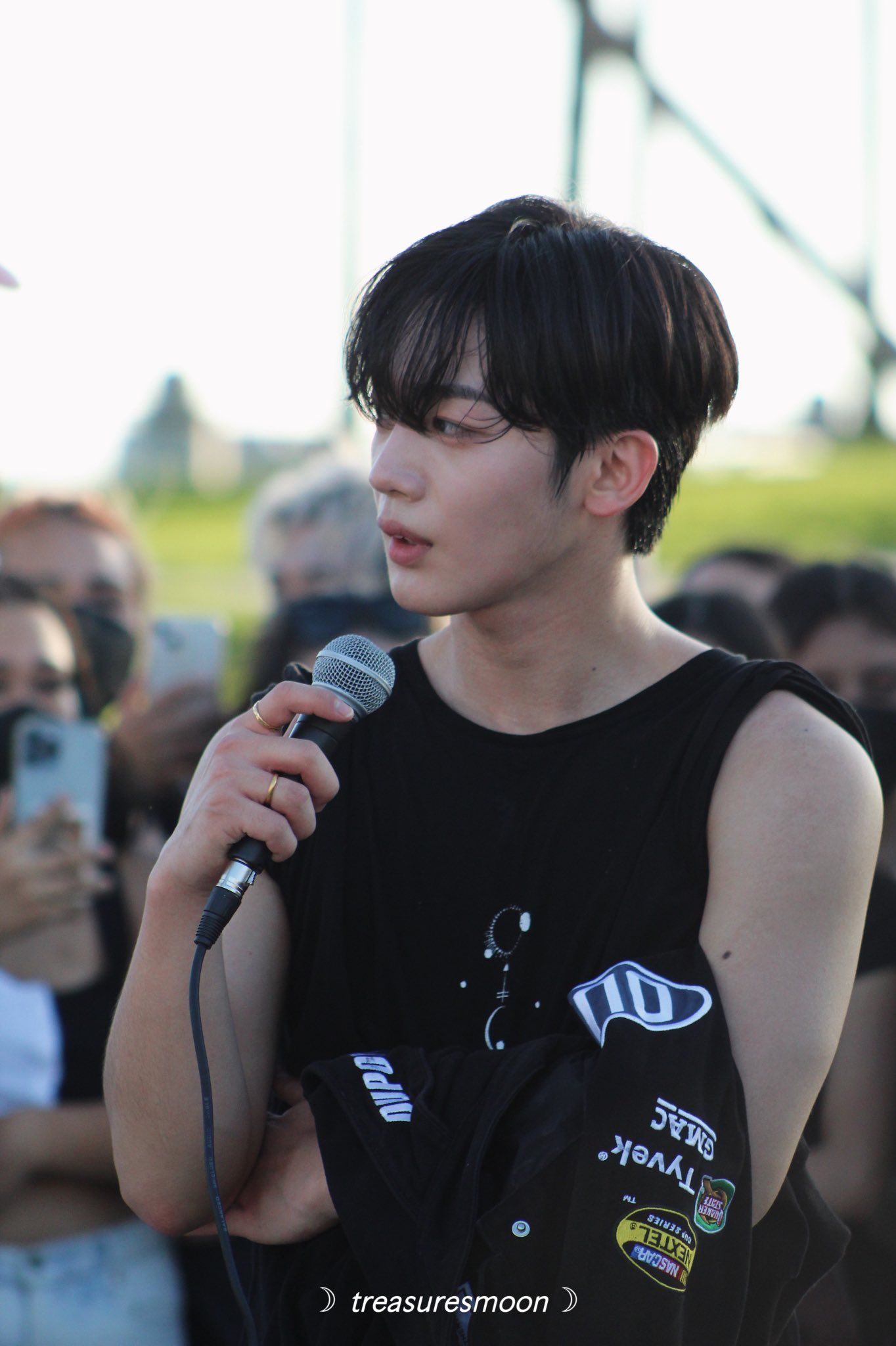 A moment captured by a fan of Kim Yohan