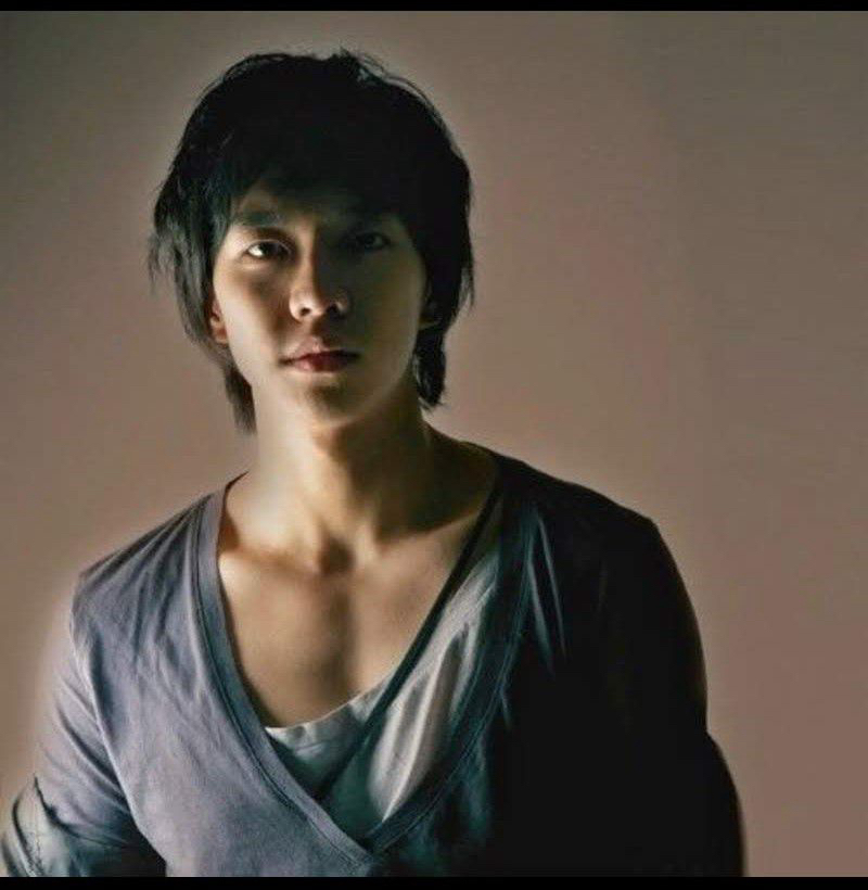 A moment captured by a fan of Lee Seunggi