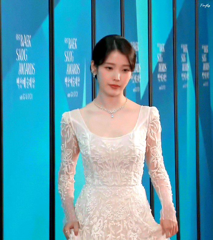 A moment captured by a fan of IU