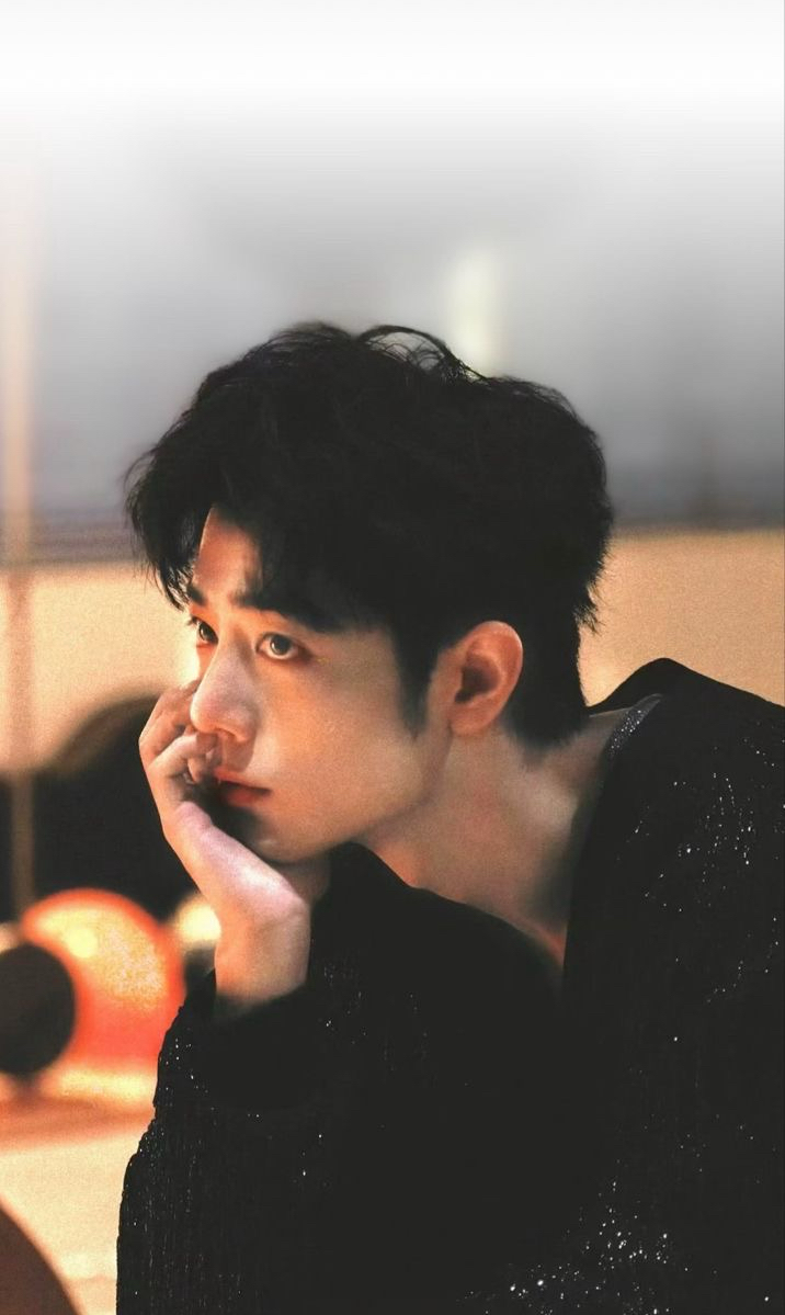 Emotional wallpaper shared by fans for Xiao Zhan