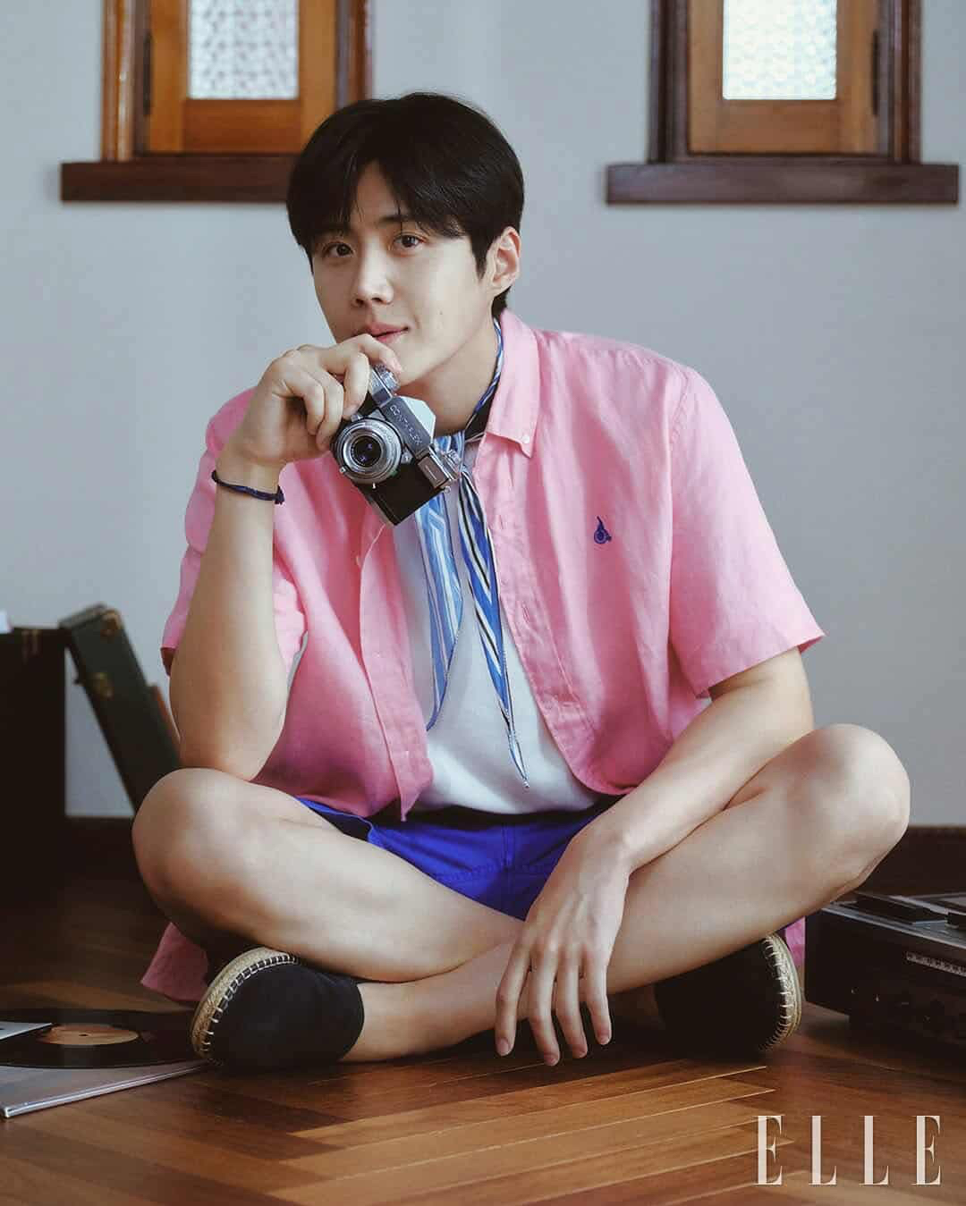 Behind-the-scenes cut of Kim Seonho
