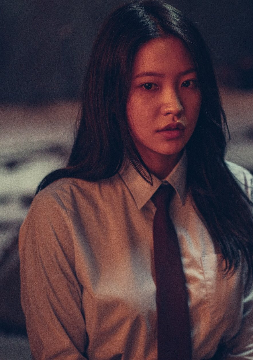 Recent activity shot of Yeri (1999)
