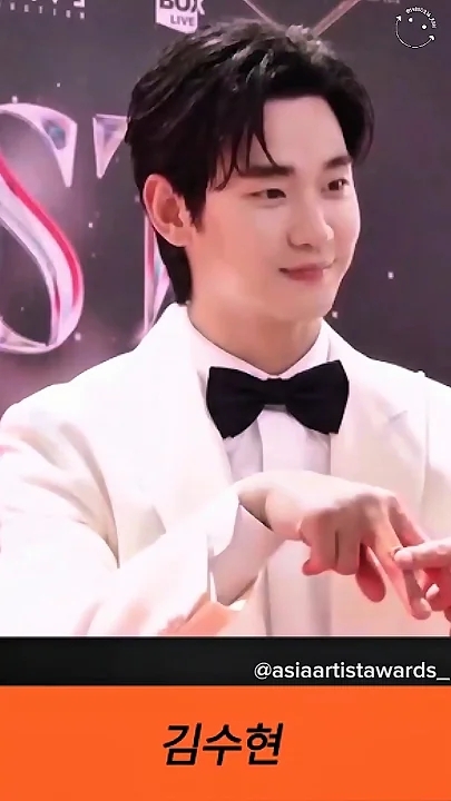 金秀賢的最新照片